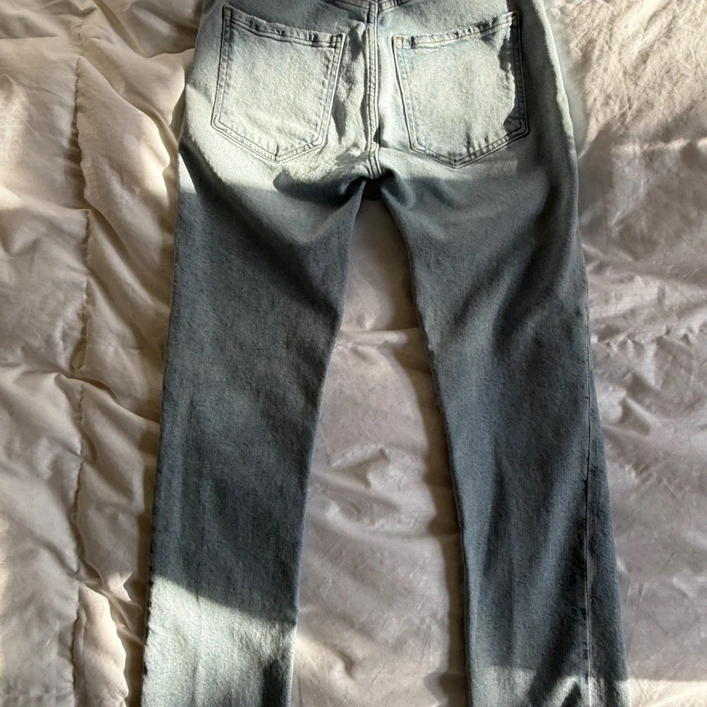 AGOLDE Riley High-Rise Fringe Hem Jeans | 25 - Picture 7 of 9